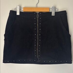 American Eagle 🦅 Black Suede “feels” High waist Studded Women's Skirt size 10